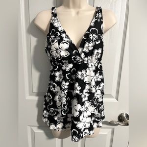 Tankini Style Swimsuit Top by Tropical Escape Size 12, black, and White
